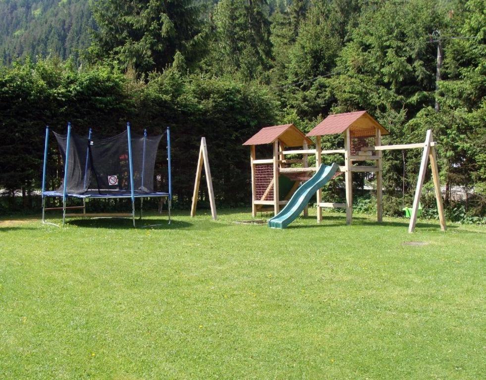 Chalets Adriana 데마노브스카돌리나 외부 사진